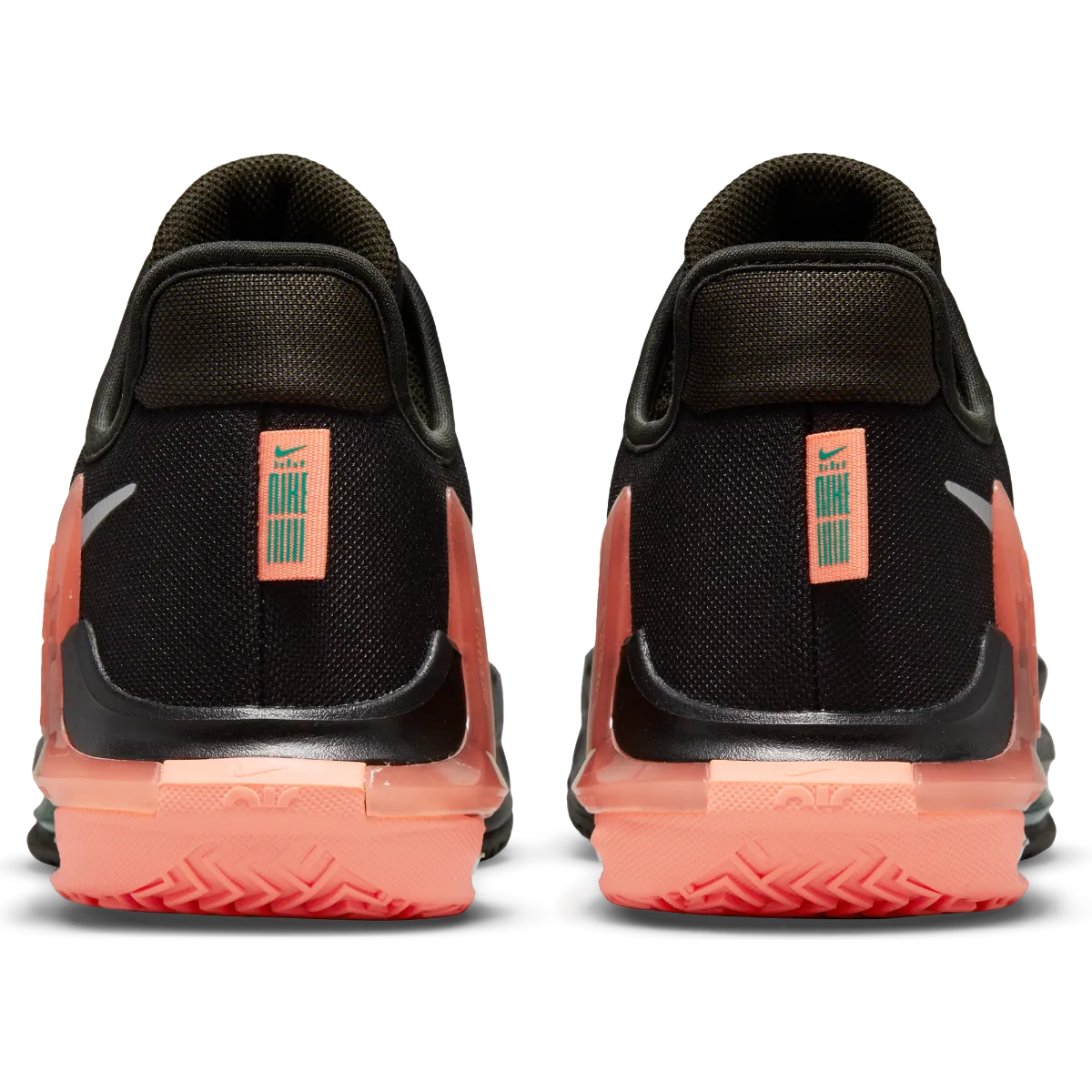 Zapatillas Básquetbol Hombre Nike Lebron Witness VI Negra/Coral